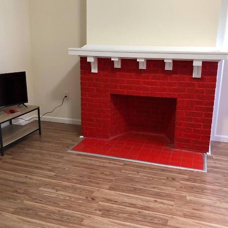 Large And Private 3 Bedroom And 1 Bathroom Apartment Near Newark International Airport Ewr And New York City Εξωτερικό φωτογραφία