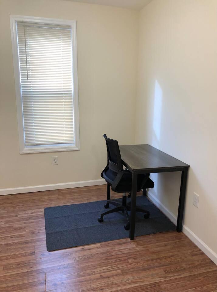 Large And Private 3 Bedroom And 1 Bathroom Apartment Near Newark International Airport Ewr And New York City Εξωτερικό φωτογραφία