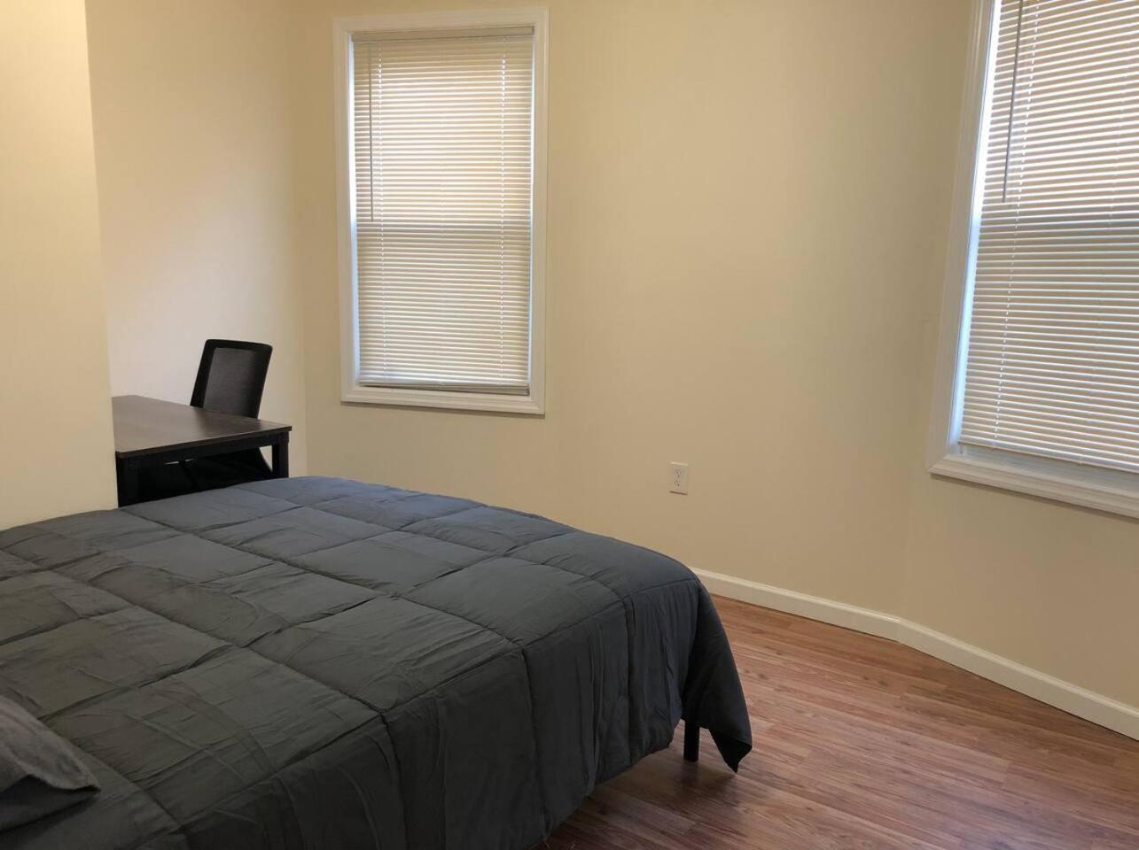 Large And Private 3 Bedroom And 1 Bathroom Apartment Near Newark International Airport Ewr And New York City Εξωτερικό φωτογραφία